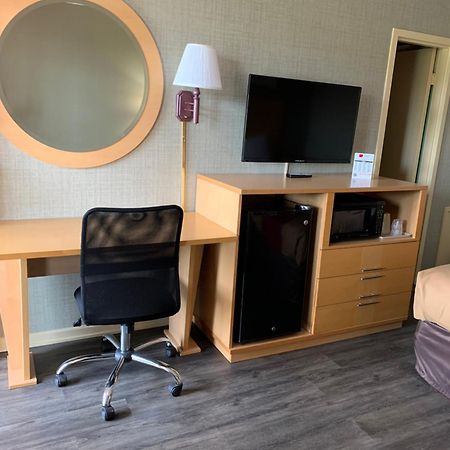 Newton Falls Falls Inn מראה חיצוני תמונה
