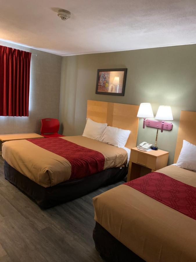 Newton Falls Falls Inn מראה חיצוני תמונה