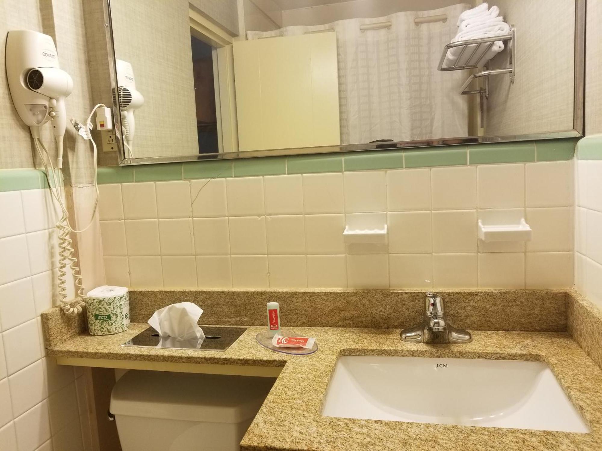Newton Falls Falls Inn מראה חיצוני תמונה